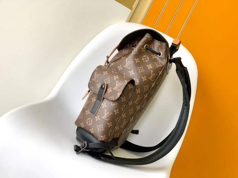 LV Backpacks 4056D-0199