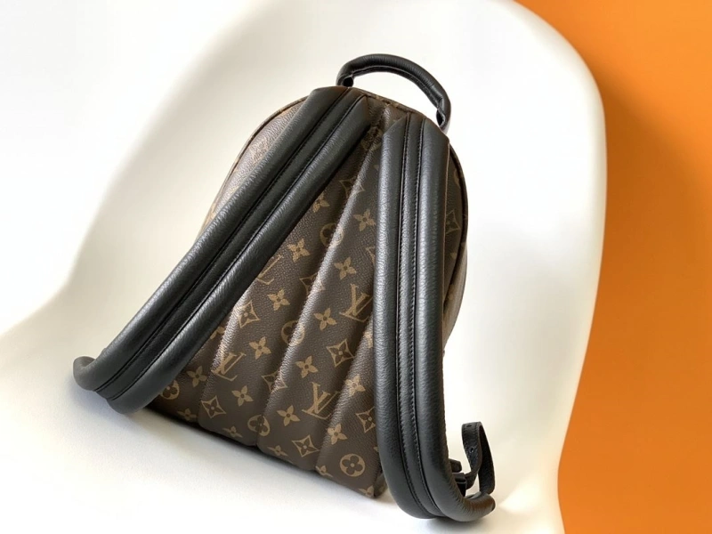 LV Backpacks 4056D-0371