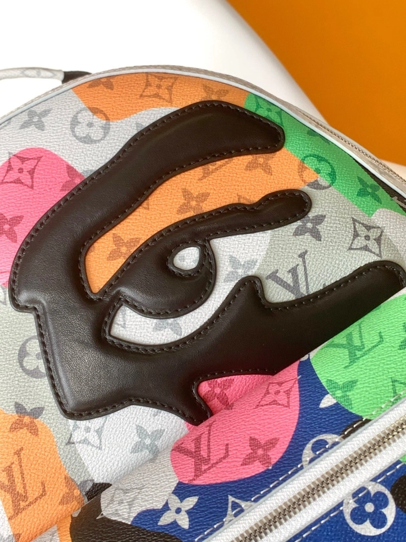 LV Backpacks 4056D-0433