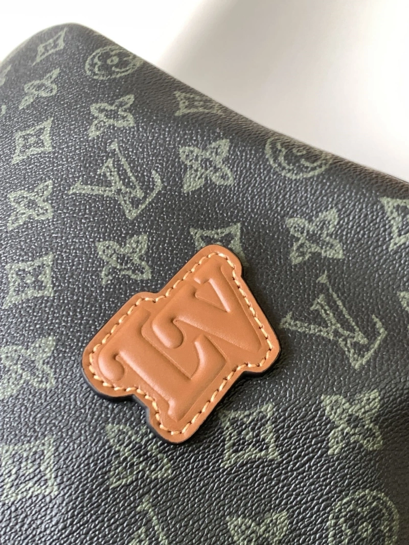 LV Travel Bags 4056D-0437
