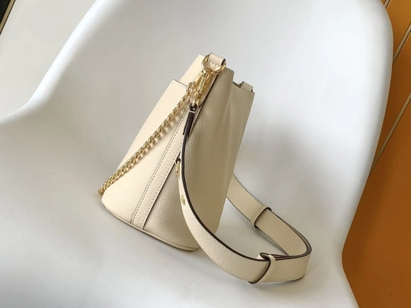 LV Bucket Bags 4056D-0445