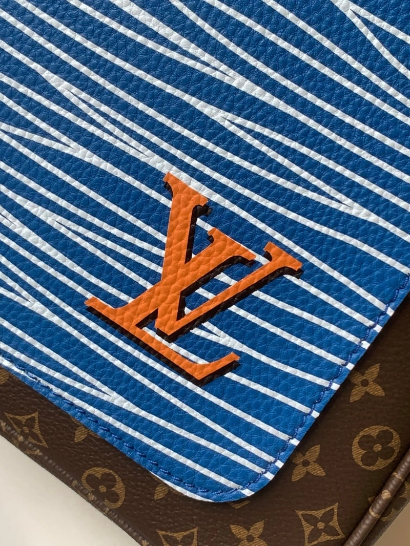 LV Travel Bags 4056D-0470