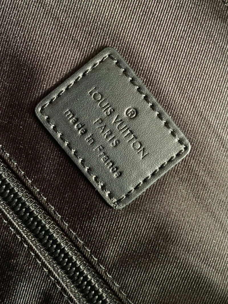 LV Backpacks 4056D-0489