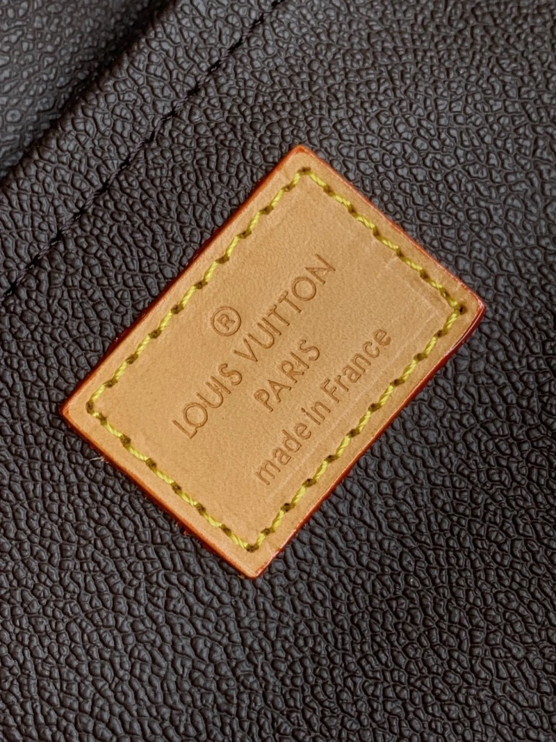 LV Cosmetic Bags 4056D-0522