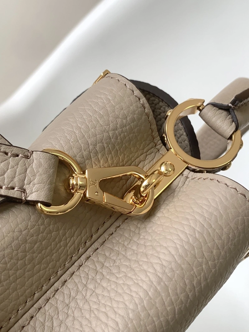 LV Capucines Bags 4056F-0018