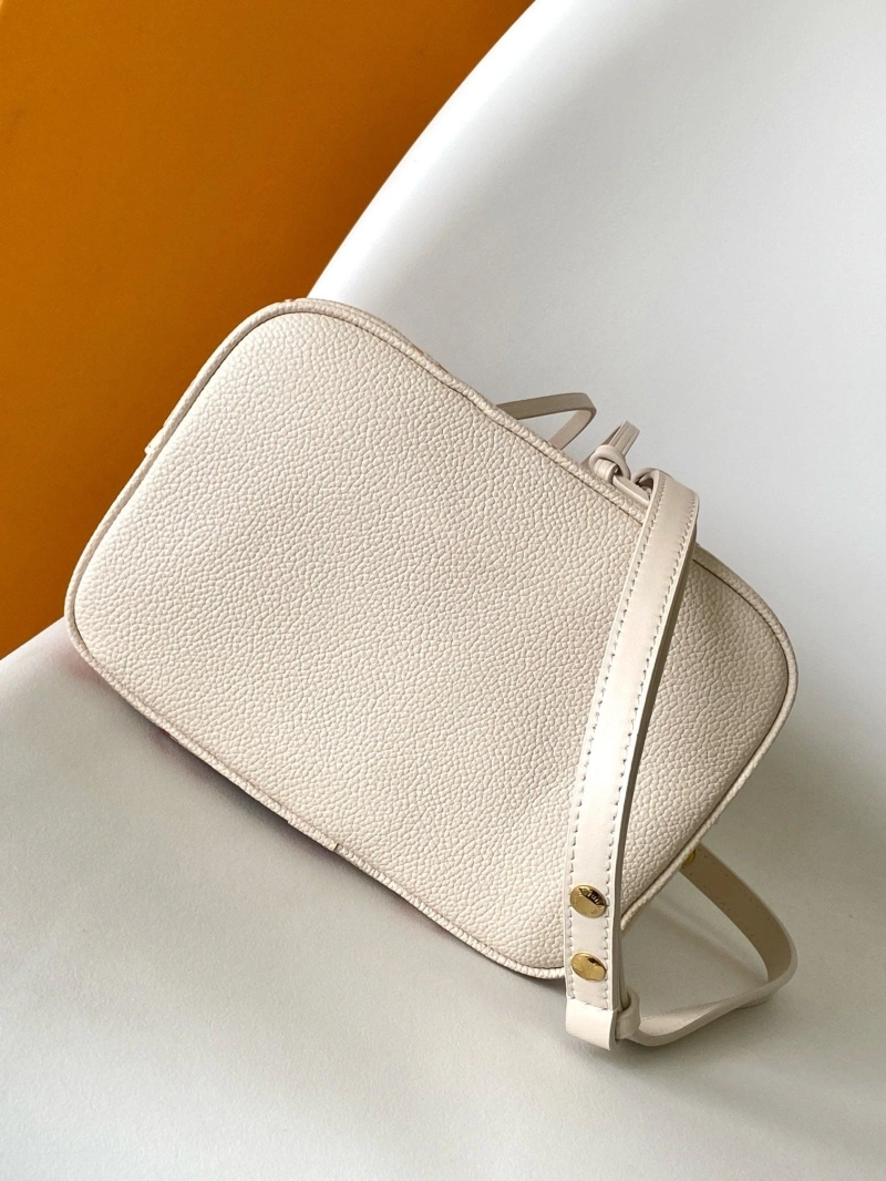 LV Bucket Bags 4056F-0082