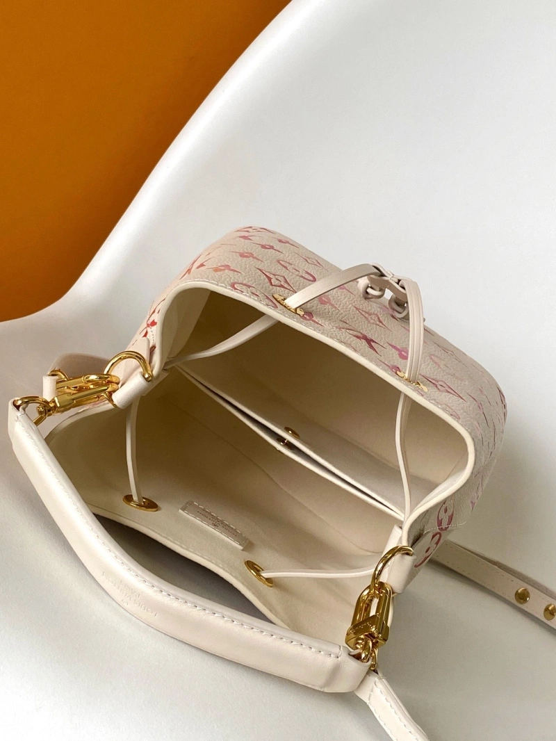 LV Bucket Bags 4056F-0082