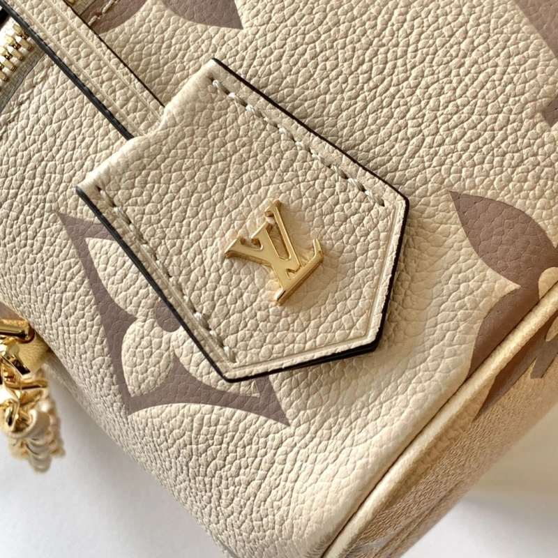 LV Cosmetic Bags 4056F-0106