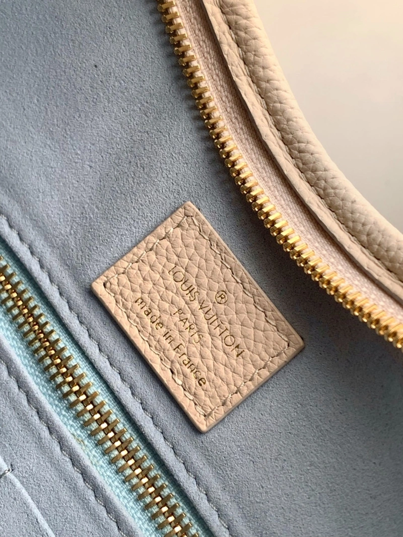 LV Shopping Bags 4056F-0111