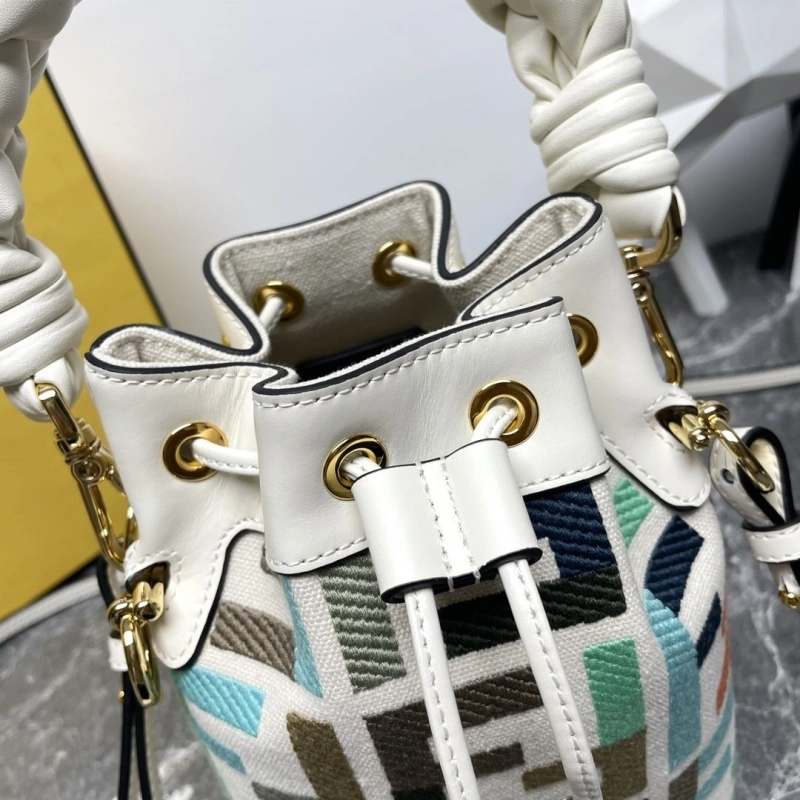 Fendi Bucket Bags 4081-0035