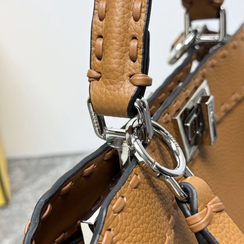 Fendi Top Handle Bags 4081-0041