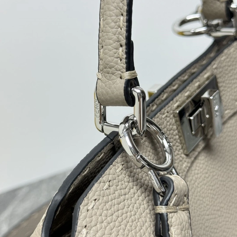 Fendi Top Handle Bags 4081-0043