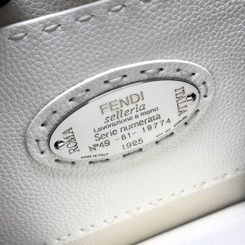 Fendi Top Handle Bags 4081-0043
