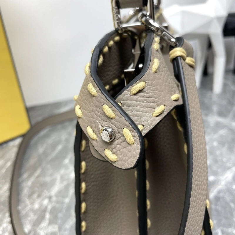 Fendi Top Handle Bags 4081-0046
