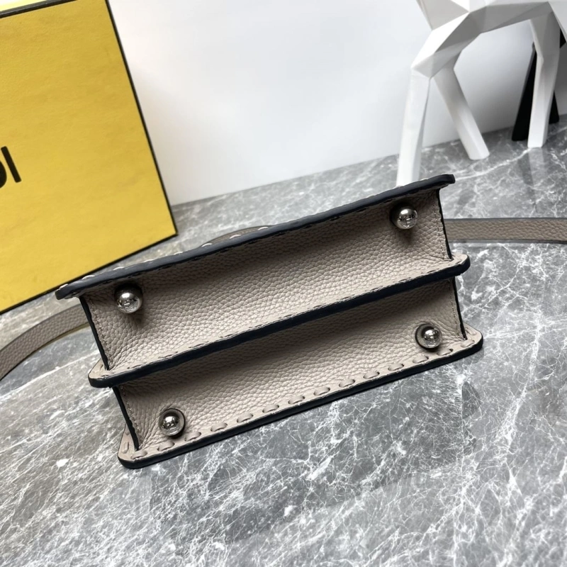 Fendi Top Handle Bags 4081-0053