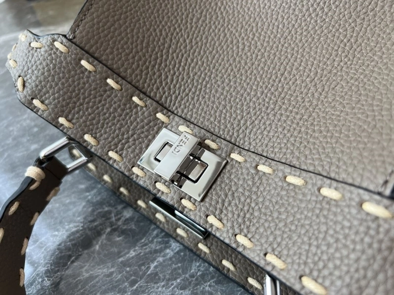 Fendi Top Handle Bags 4081-0065