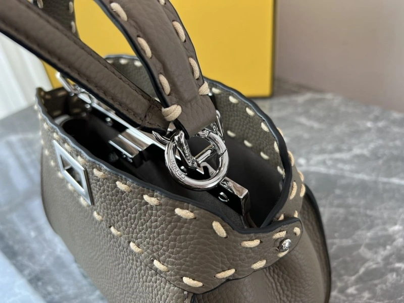 Fendi Top Handle Bags 4081-0065