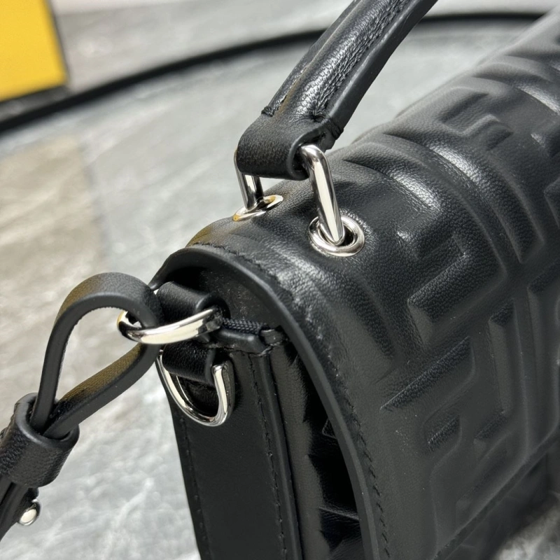 Fendi Baguette Bags 4081-0069