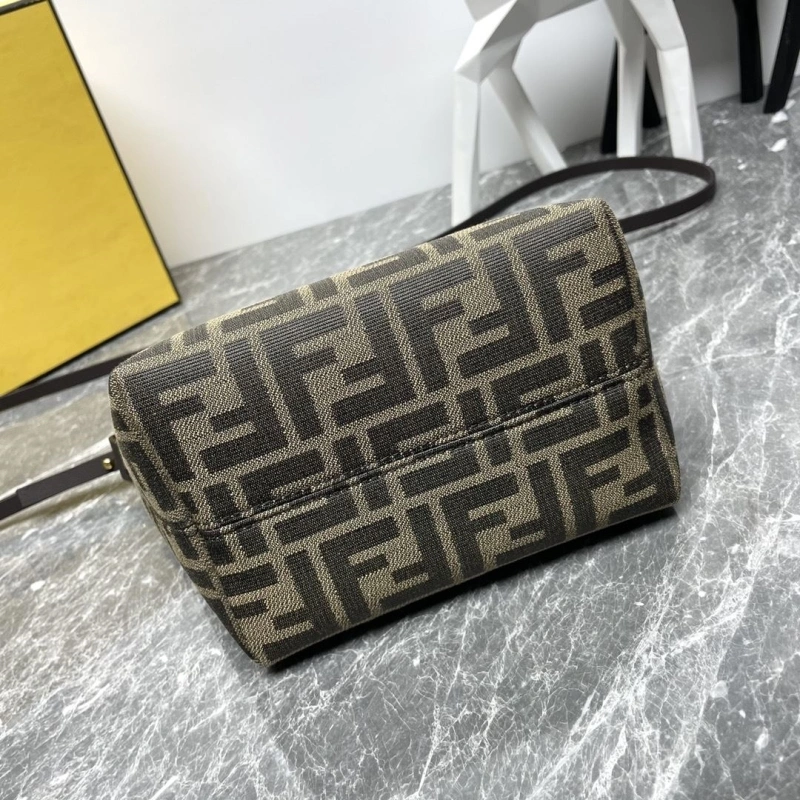Fendi Shopping Bags 4081-0079