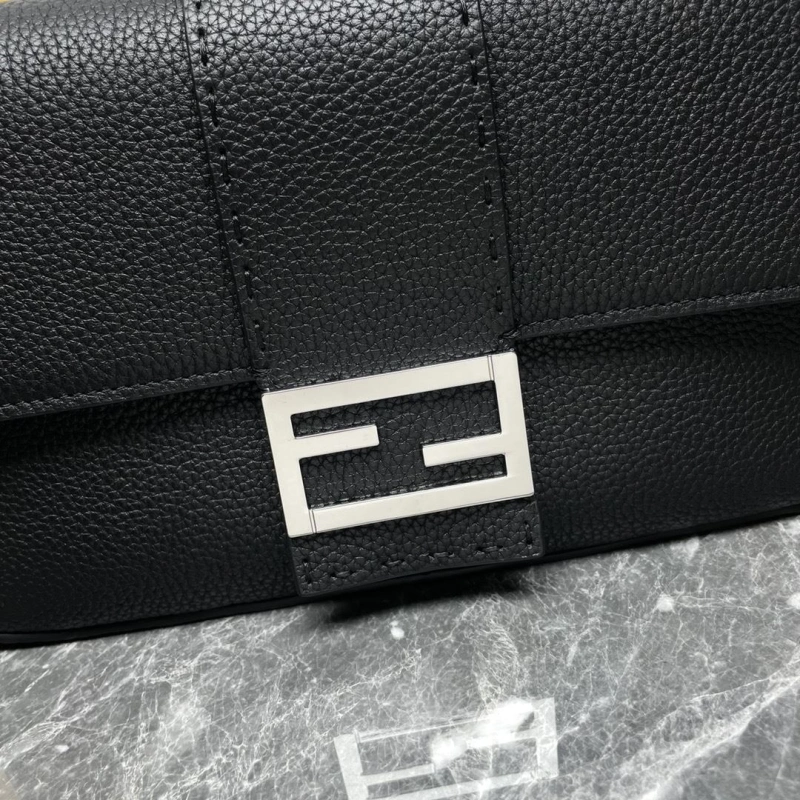 Fendi Satchel Bags 4081-0083
