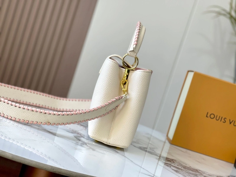 LV Capucines Bags 4081B-0232