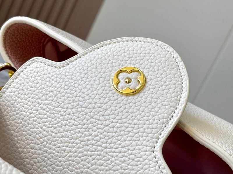 LV Capucines Bags 4081B-0232