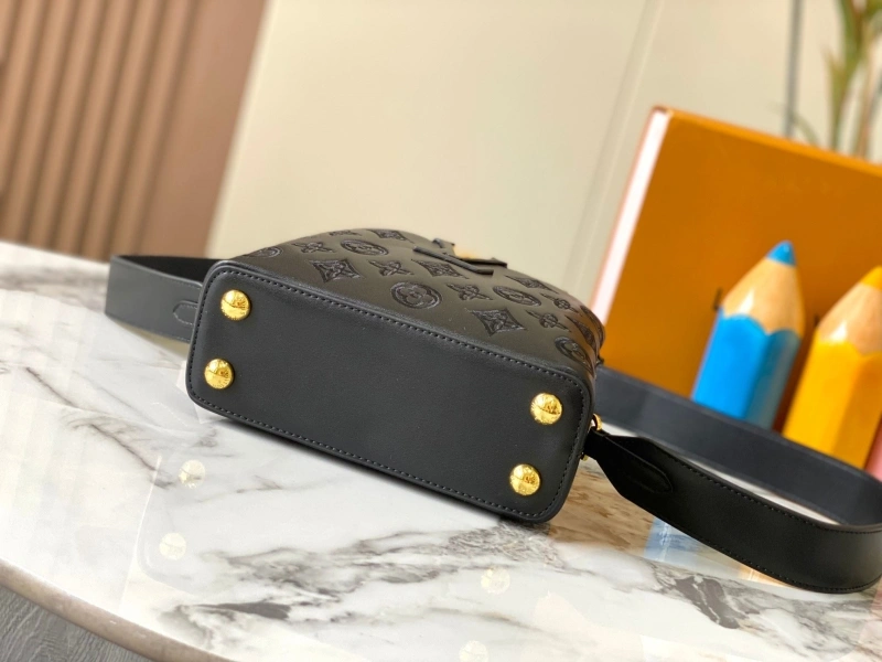 LV Capucines Bags 4081B-0266