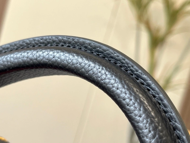 LV Capucines Bags 4081B-0276