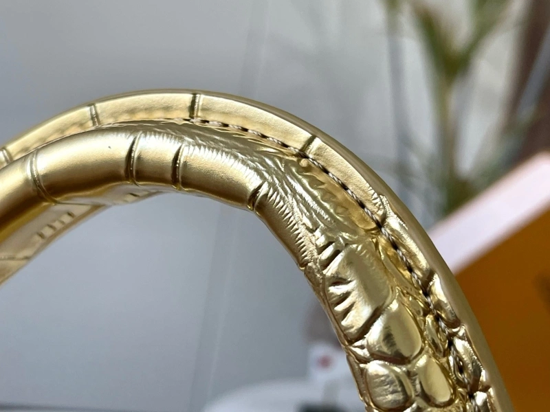 LV Capucines Bags 4081B-0284