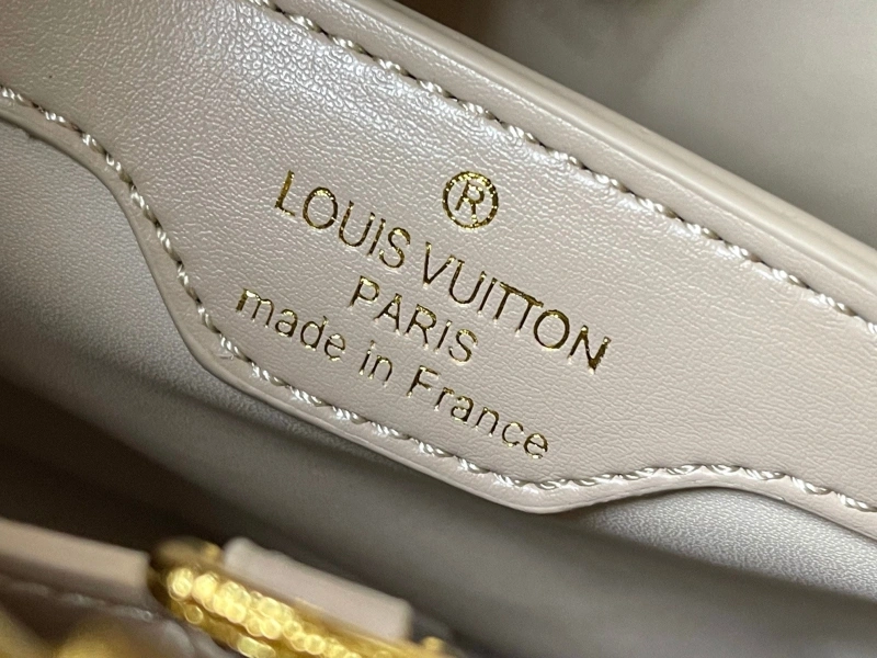 LV Capucines Bags 4081B-0322