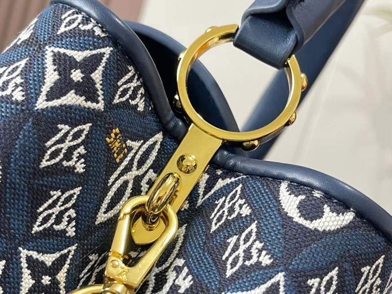 LV Capucines Bags 4081B-0323