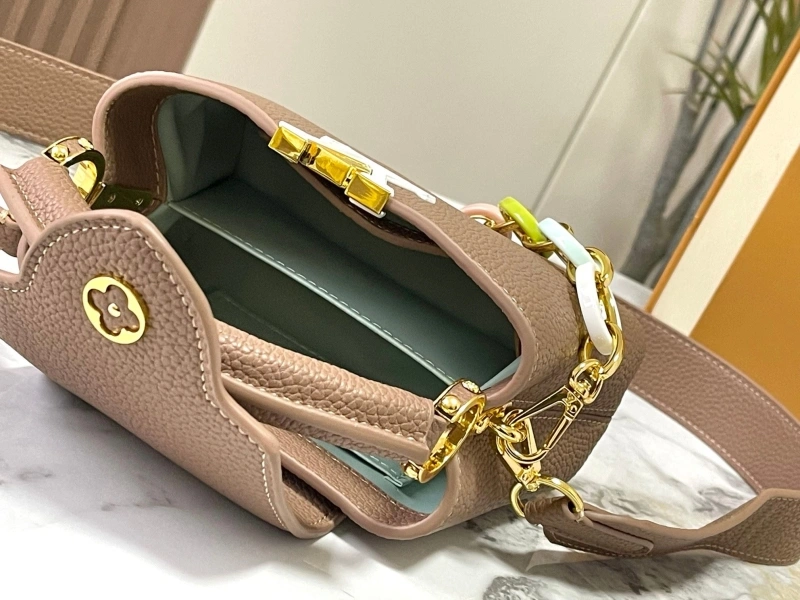 LV Capucines Bags 4081B-0339
