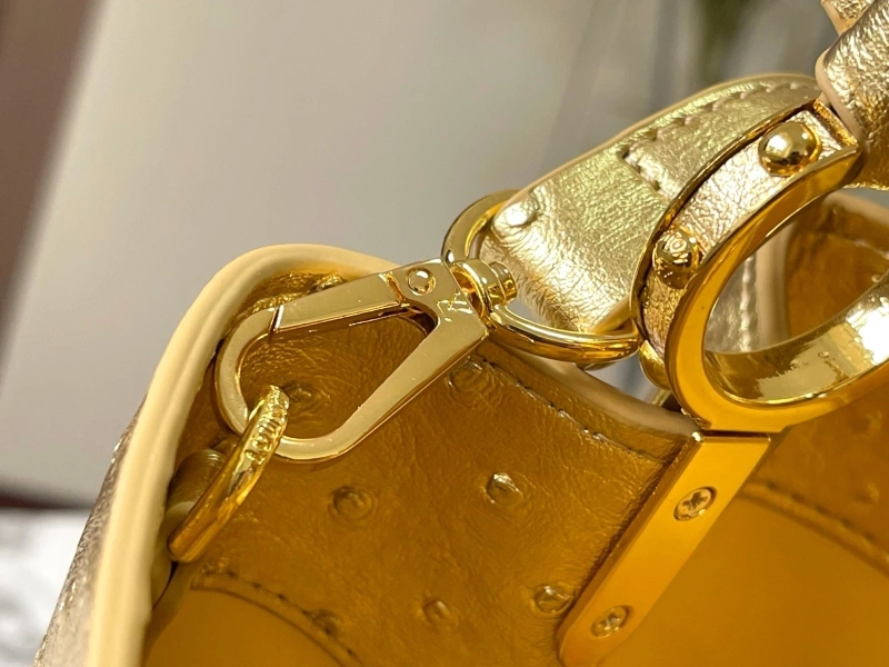 LV Capucines Bags 4081B-0359