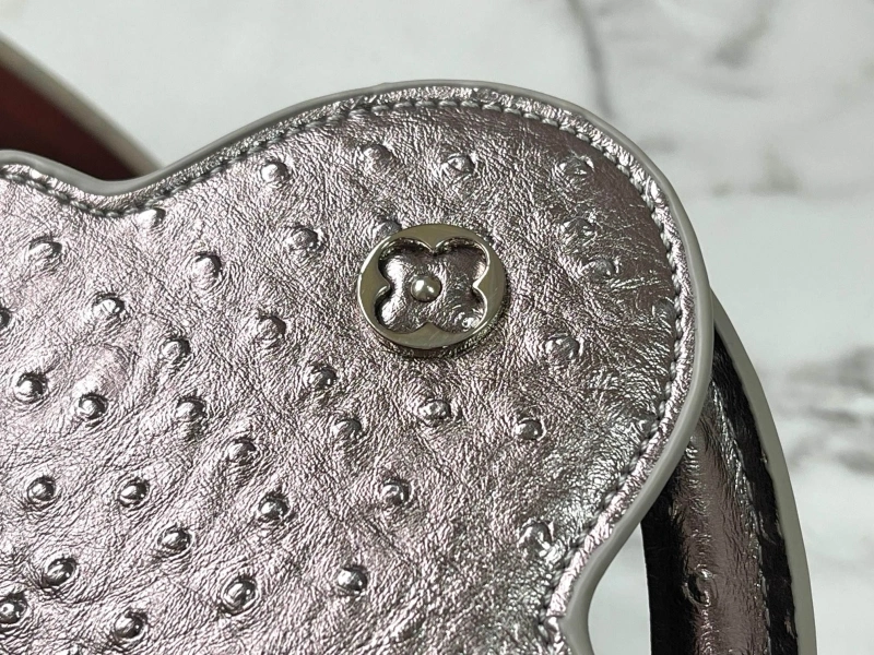 LV Capucines Bags 4081B-0362