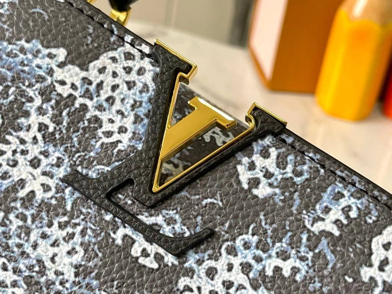 LV Capucines Bags 4081B-0382