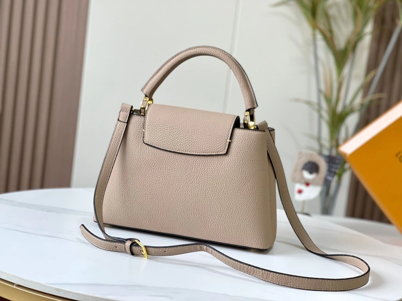 LV Capucines Bags 4081B-0397