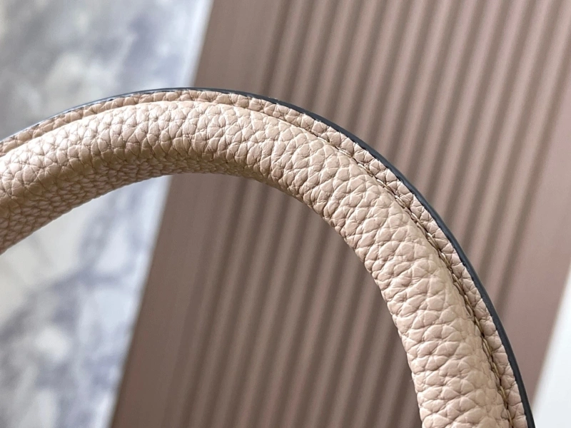 LV Capucines Bags 4081B-0404