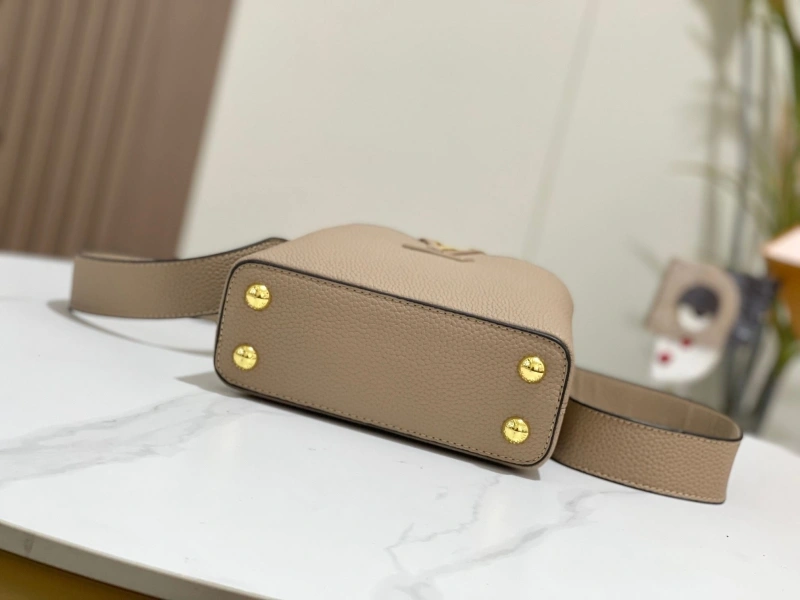 LV Capucines Bags 4081B-0411