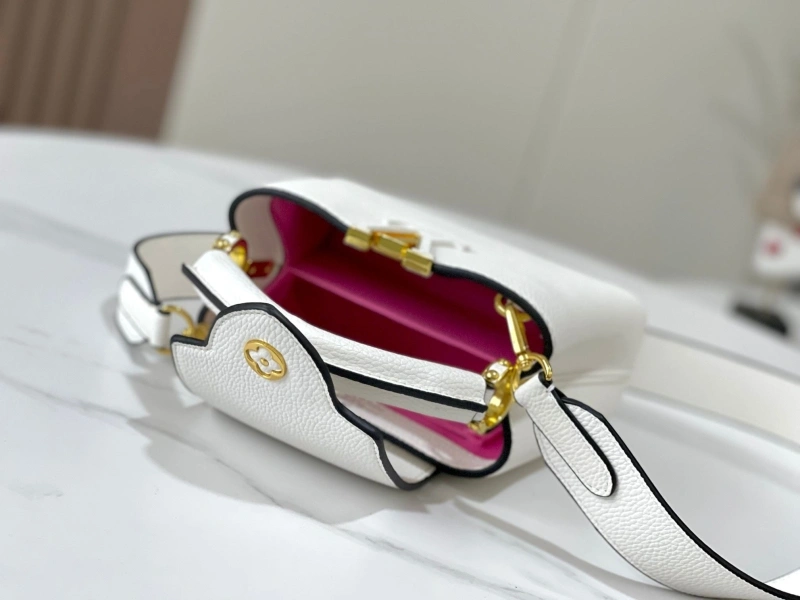 LV Capucines Bags 4081B-0415