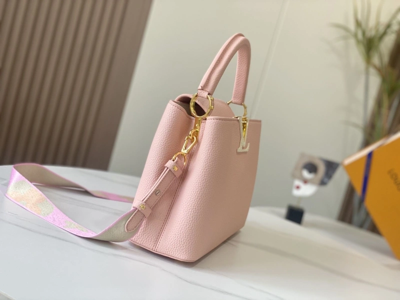 LV Capucines Bags 4081B-0422