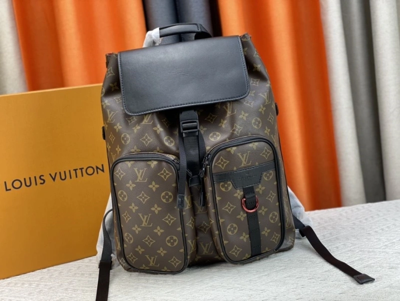 LV Backpacks 4081B-0490
