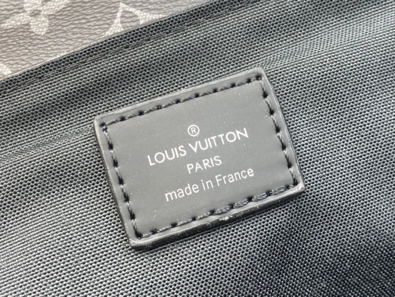 LV Backpacks 4081B-0508