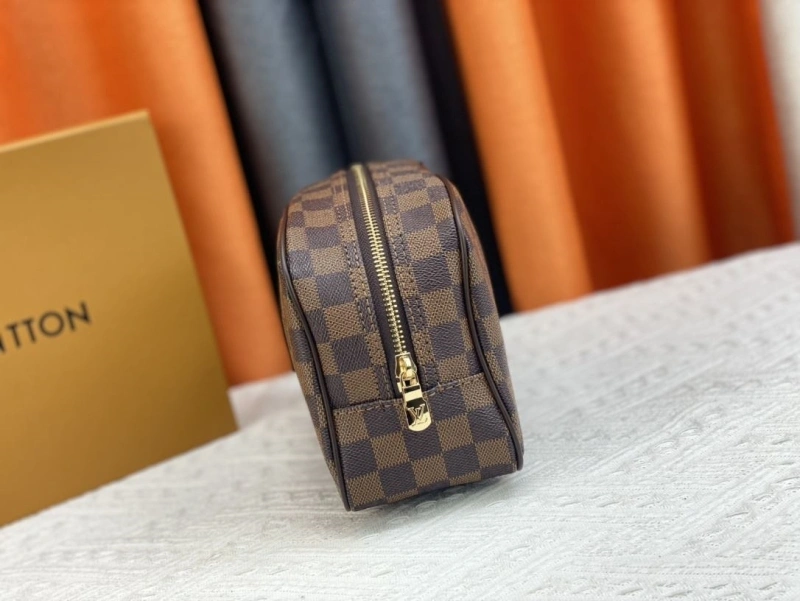 LV Cosmetic Bags 4081B-0533