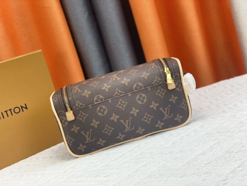 LV Cosmetic Bags 4081B-0534