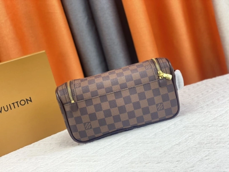 LV Cosmetic Bags 4081B-0536