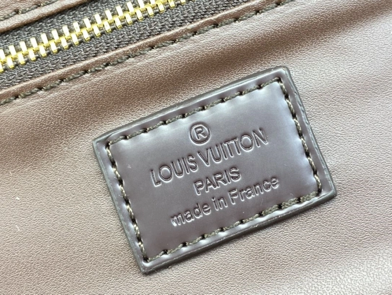 LV Cosmetic Bags 4081B-0536