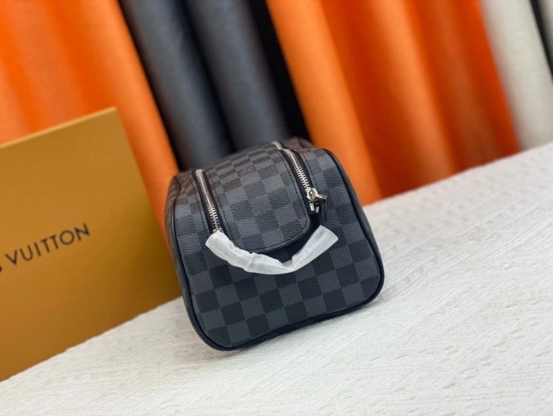 LV Cosmetic Bags 4081B-0540