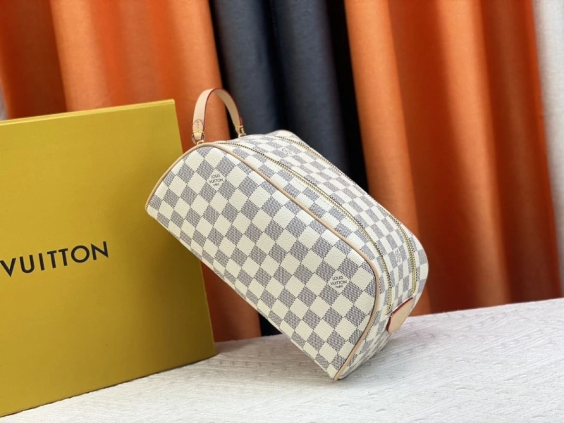 LV Cosmetic Bags 4081B-0542