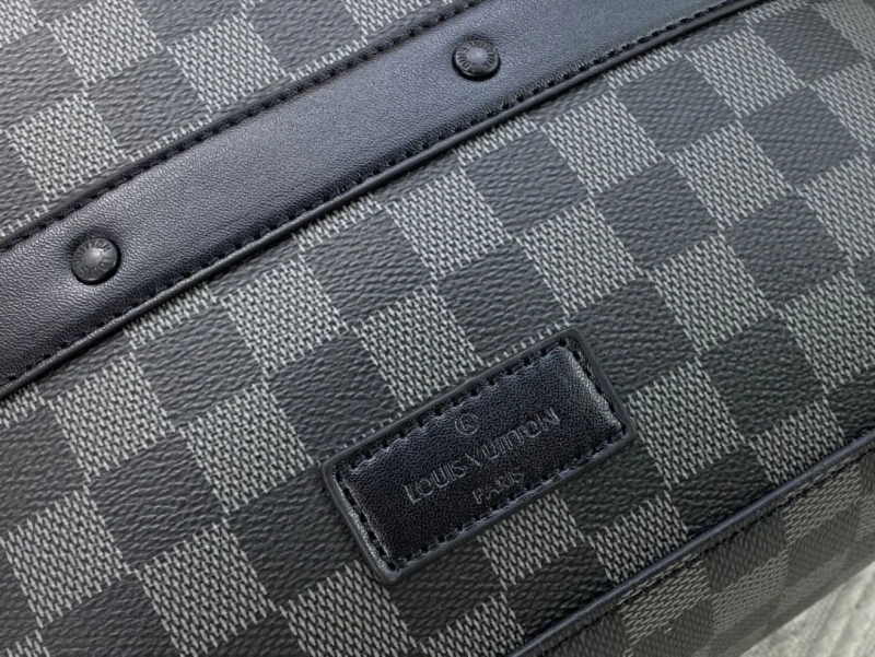 LV Backpacks 4081B-0552