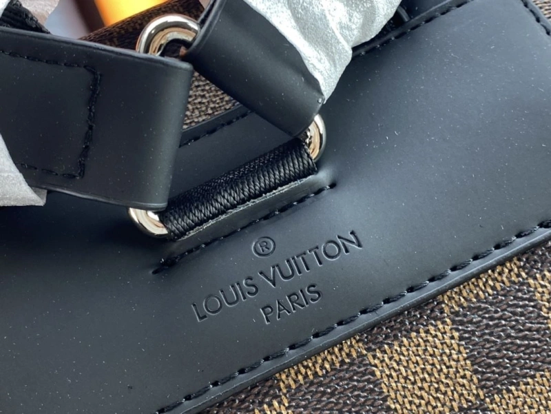 LV Backpacks 4081B-0582